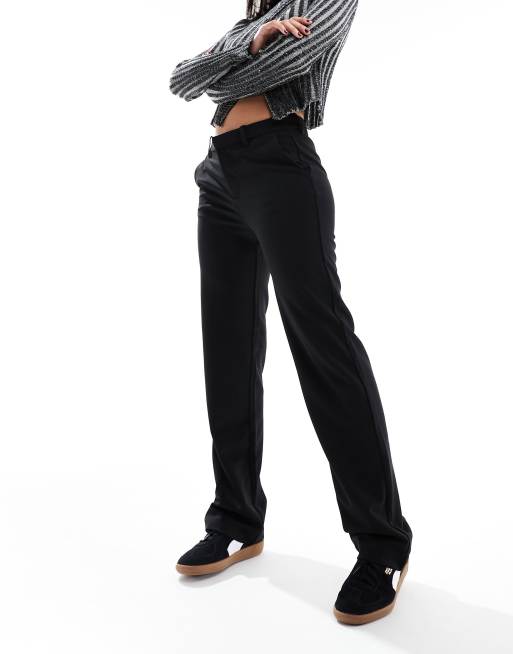 ONLY mid rise straight leg pants in black , 2 of 5