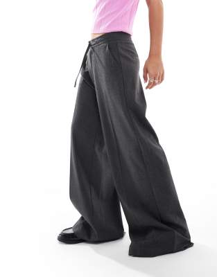 mid waist wide leg pants in dark gray melange