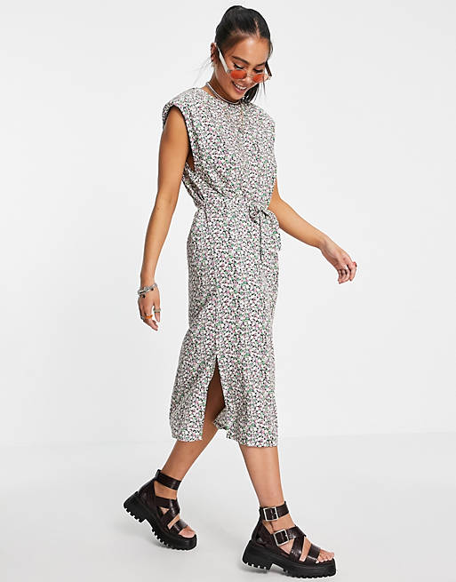 Only midi dress with shoulder pads and tie waist in floral print