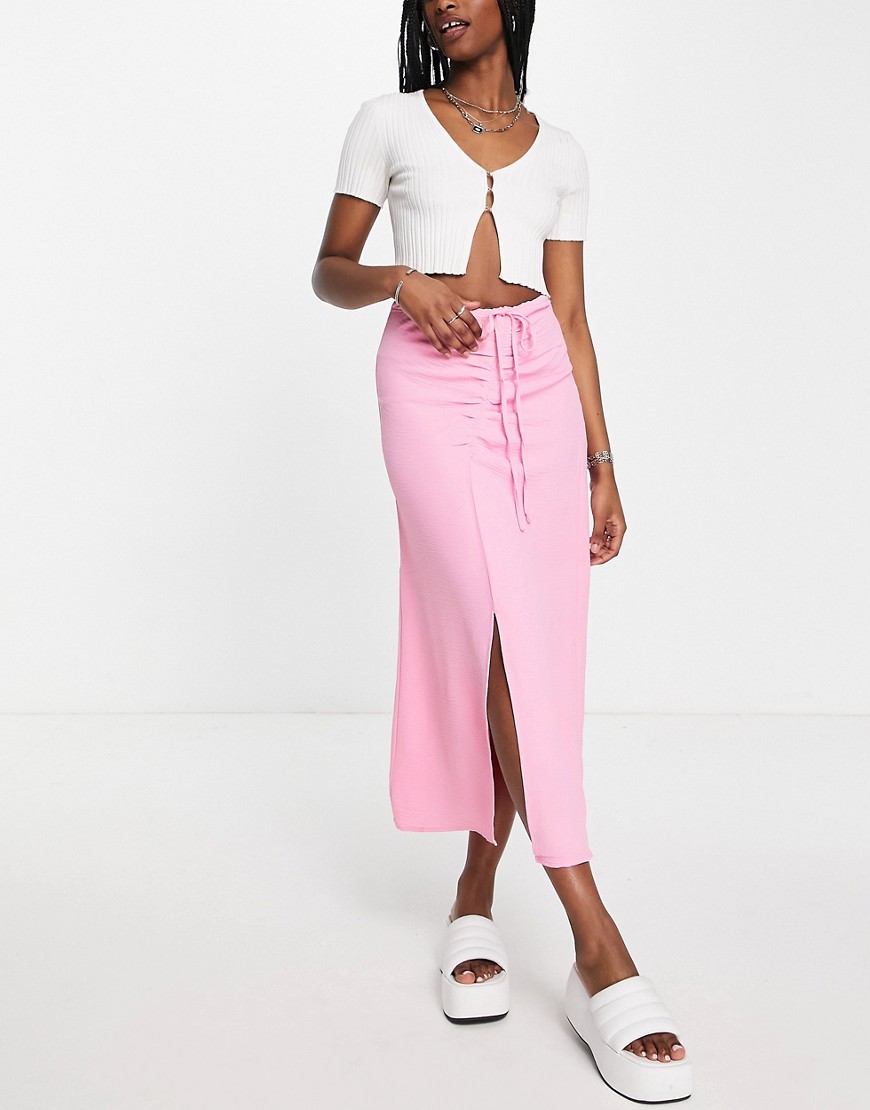 Only midi ruched slit front skirt in pink