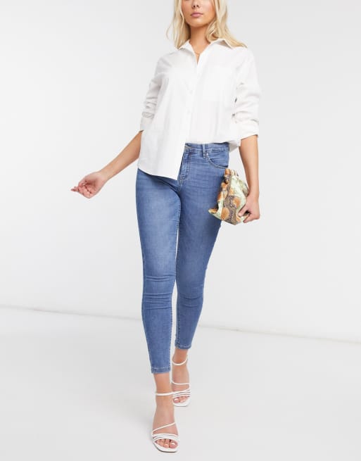 ankle grazer skinny jeans