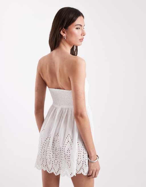 ONLY - Mini bandeau-jurk met borduursel in wit, 2 van 4