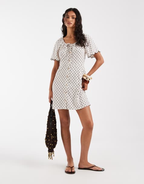 ONLY - Mini jurk met korte mouwen in wit met stippen - view 1