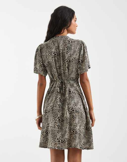ONLY - Mini jurk met V-hals en gestrikte taille in leeuwenprint, 4 van 4