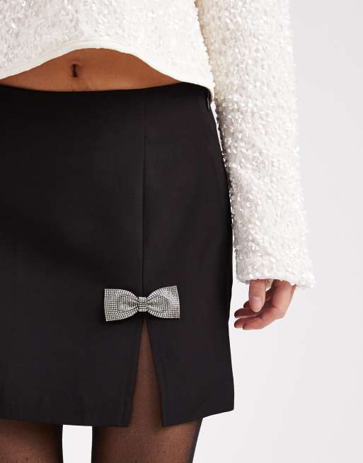 ONLY - Minigonna nera con fiocco in strass, 3 di 5