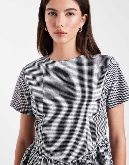 ONLY – Minikleid mit Vichy-Karo in Schwarz und v-förmigem Taillen-Detail, 4 von 4
