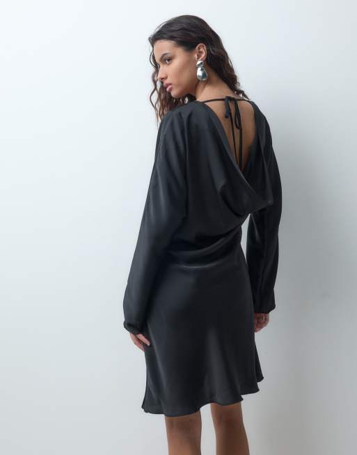 ONLY Minikleid mit Wasserfallausschnitt und langen Ärmeln in Schwarz, 3 von 4