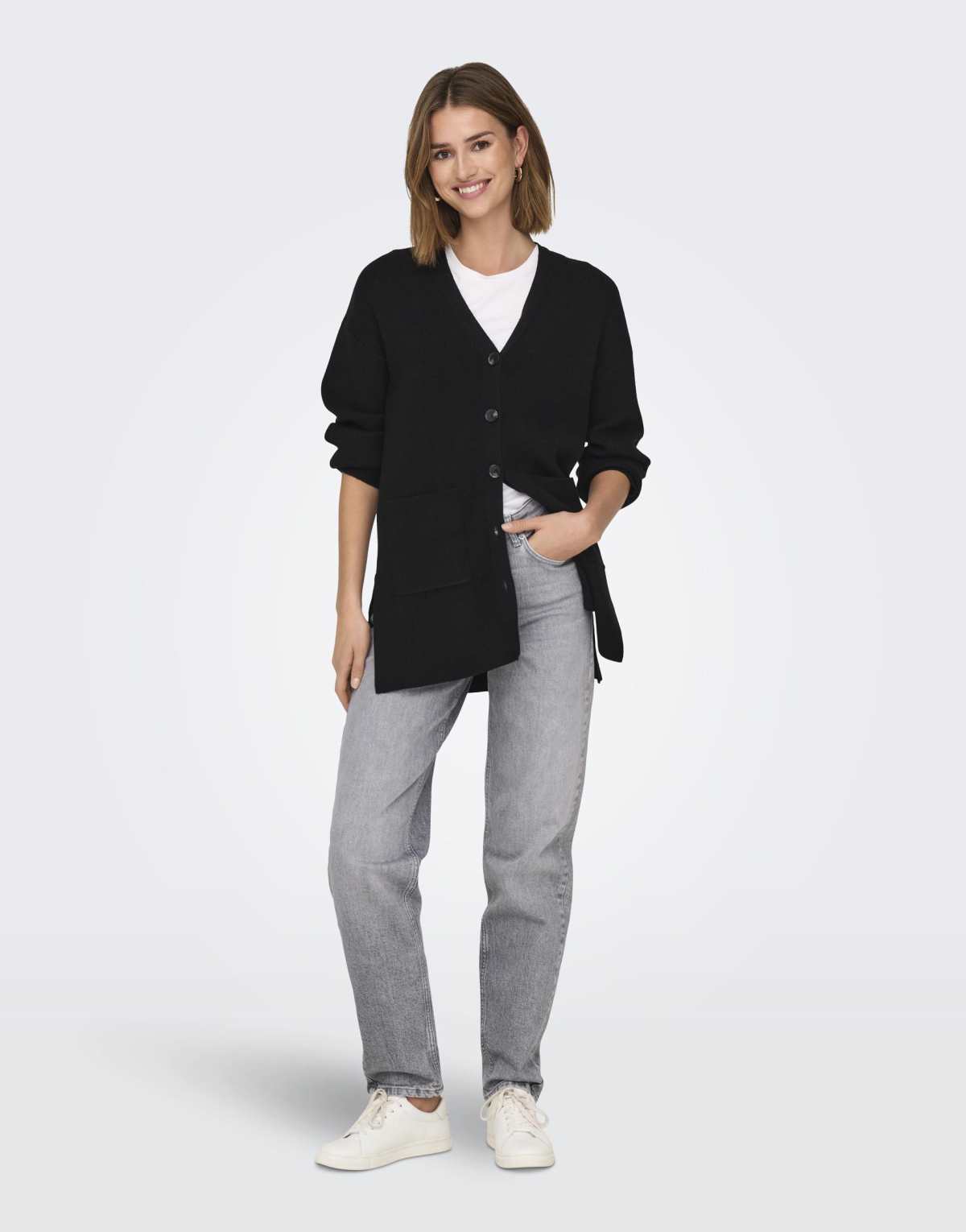 ONLY Mom fit jeans in medium grey denim