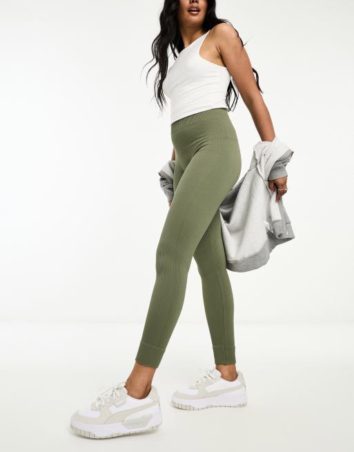 Only – Nahtlose Leggings in Olivgrün mit hohem Bund