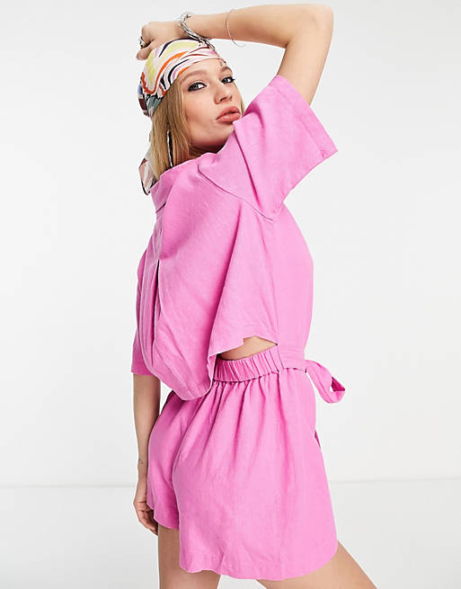 Only open back linen look shirt playsuit in pink