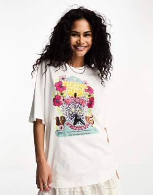 Only oversized graphic T-shirt in white