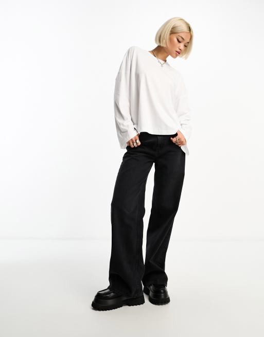 ONLY oversized long sleeve t-shirt in white, 3 of 4