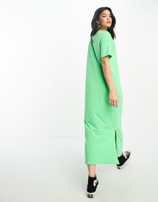 Only oversized maxi T-shirt dress in bright green | ASOS