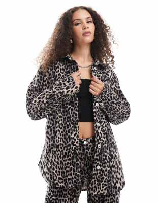 ONLY oversized overshirt co-ord in leopard print-Brown