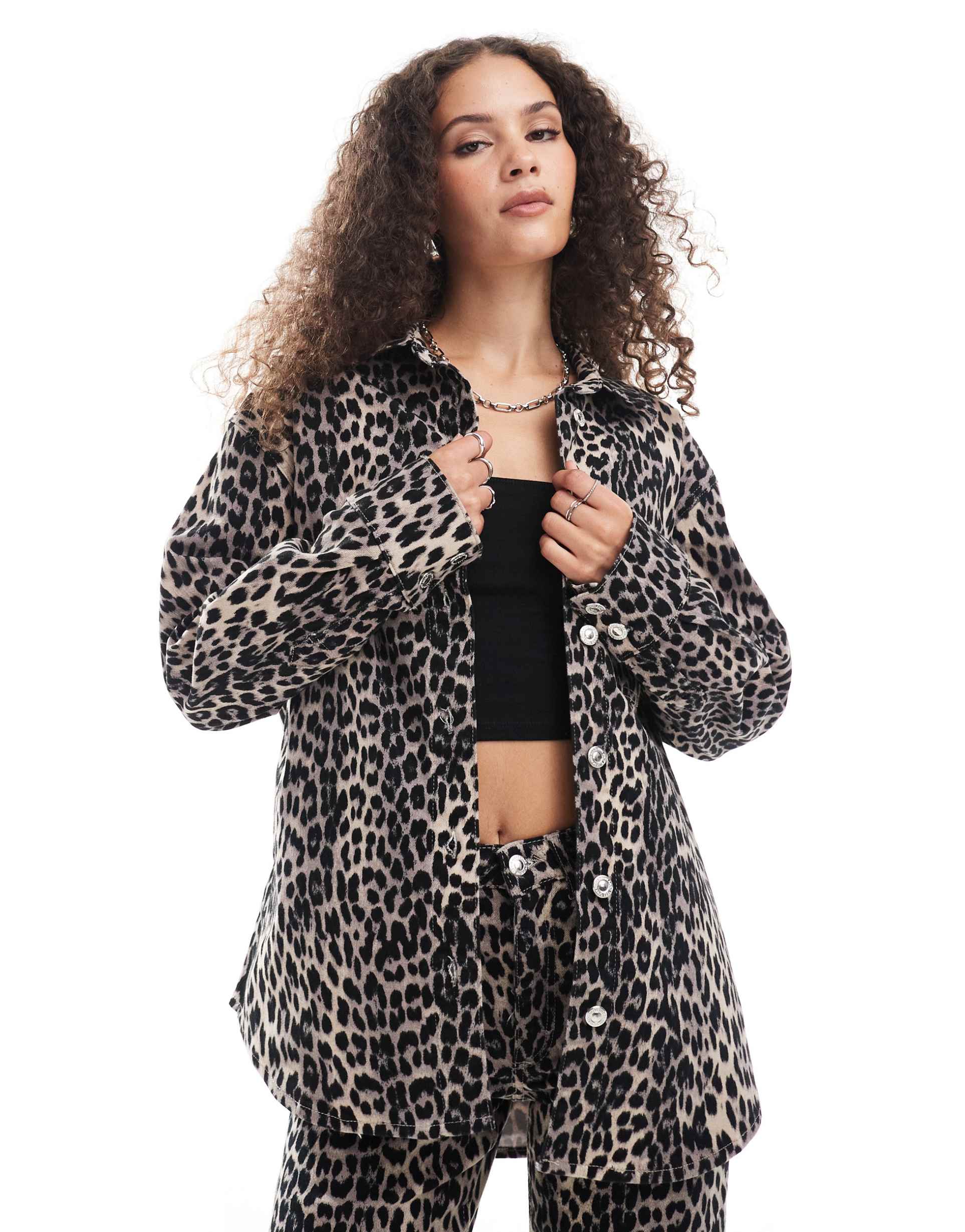 only oversized overshirt in leopard print - part of a set