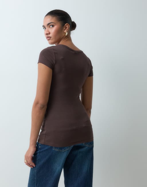 ONLY pack de 2 camisetas premamá en negro y chocolate, 3 de 4