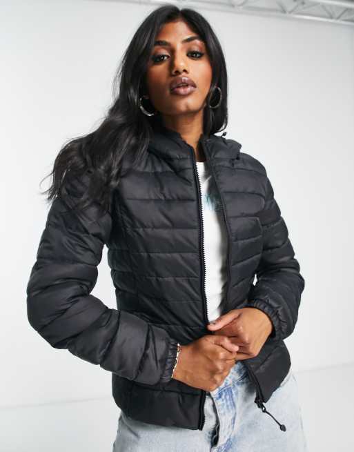 Padded jackets with outlet hood