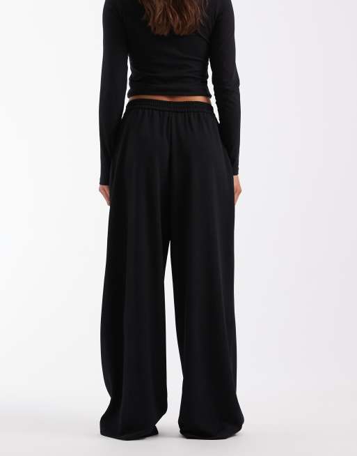 ONLY pantalones de corte sastre de pernera ancha en negro, 4 de 5