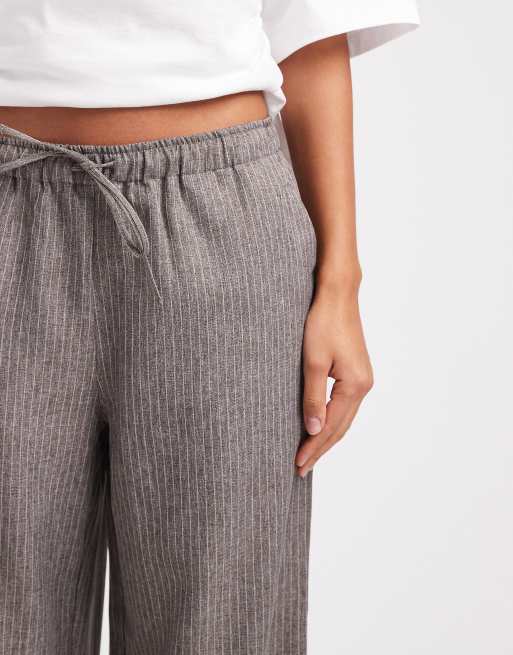 ONLY - Pantaloni a fondo ampio grigi con motivo gessato, 2 di 5