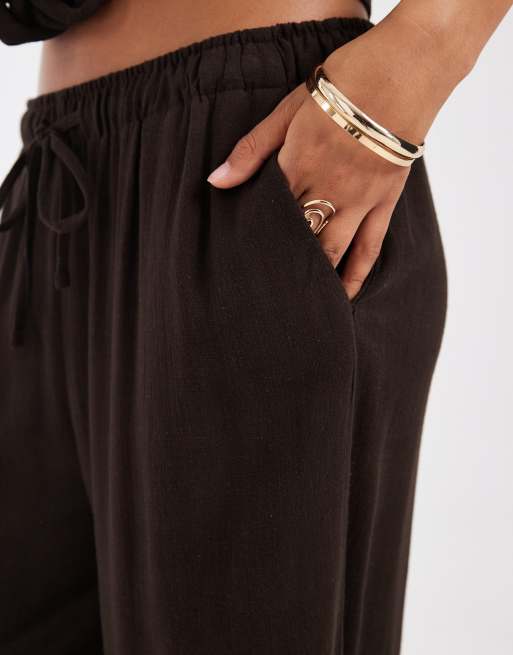 ONLY - Pantaloni a fondo ampio in misto lino marrone cioccolato in coordinato, 2 di 5