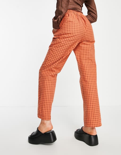 Only - Pantaloni dritti a vita alta in seersucker arancione a quadretti, 4 di 4