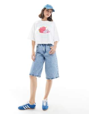 Only Paradise Graphic Cropped T-shirt In White