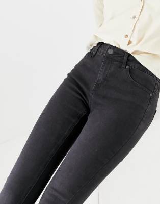 mid rise raw hem jeans