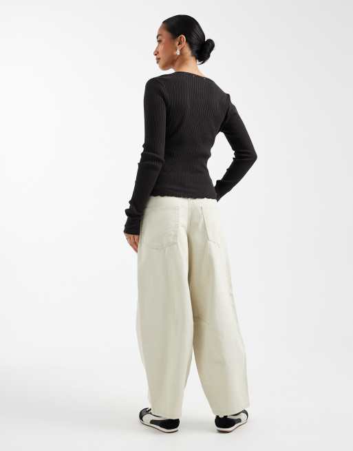 ONLY Petite - Beige bukser med barrel-ben, 2 af 5