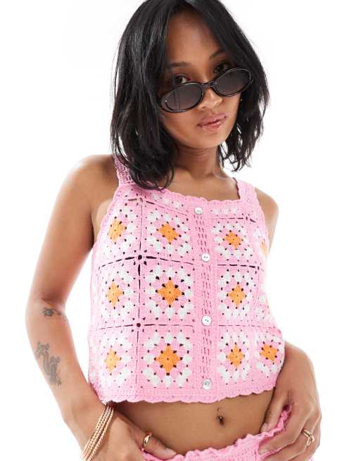 ONLY Petite - Crop top all'uncinetto rosa a fiori in coordinato, 4 di 4