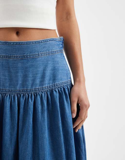 ONLY Petite dropped waist denim midaxi skirt in mid blue, 3 of 5
