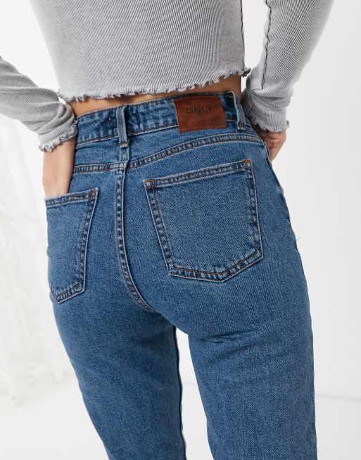 Only Petite Gerade Geschnittene Jeans In Mittelblau Asos