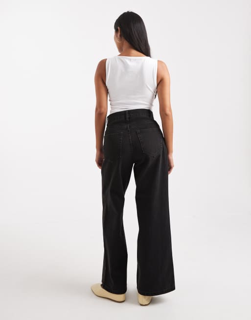 ONLY Petite Hope high waisted wide leg jeans in black, 3 of 5