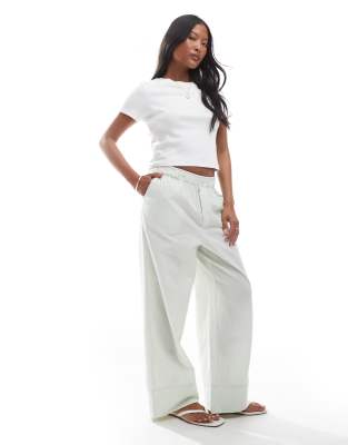 ONLY Petite - Hose in Grün mit weitem Bein, Boxershorts-Bund und Vichy-Karos