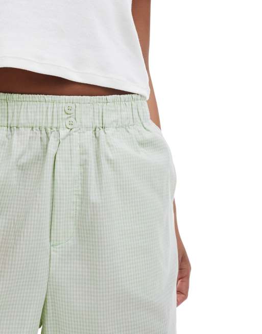ONLY Petite – Hose in Grün mit weitem Bein, Boxershorts-Bund und Vichy-Karos, 3 von 5