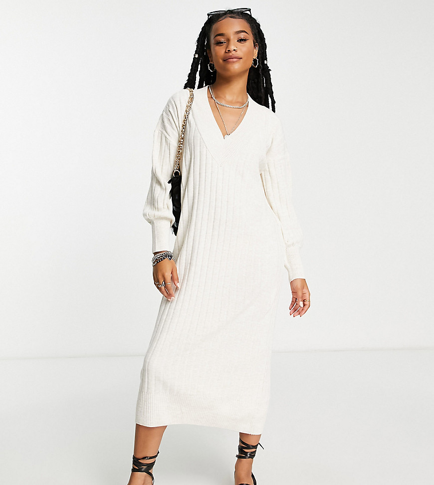 ONLY Petite knitted v neck maxi dress in cream-White