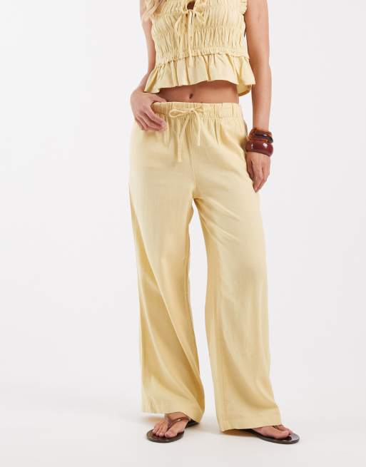 ONLY Petite linen blend pull on trousers co-ord in pale yellow, 3 of 5