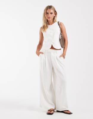 ONLY Petite linen blend tailored vest & linen blend tailored wide leg pants set in white