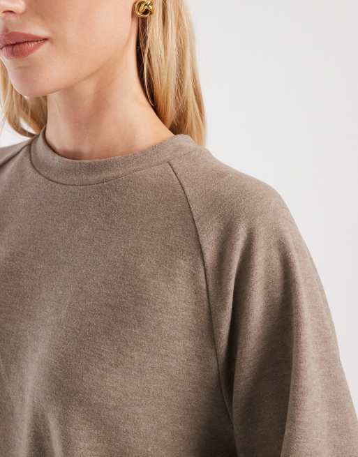 ONLY Petite – Ljusbrun, mjuk, texturerad t-shirt med boxig passform, del av set, 3 av 4