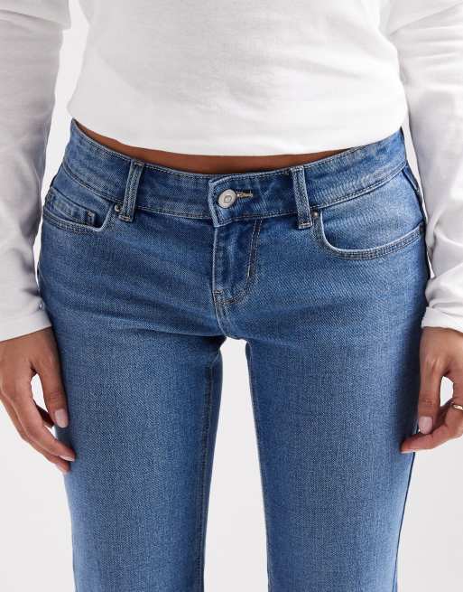 ONLY Petite Lola super low waist flared jeans in light blue denim, 5 of 5