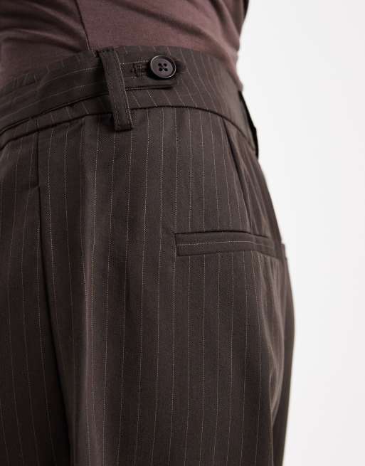 ONLY Petite low waist wide leg tailored trousers in brown pinstripe, 2 of 5