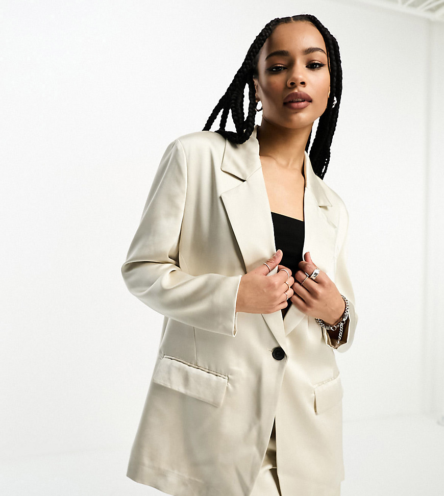 Only Petite oversized satin blazer co-ord in champagne-Neutral