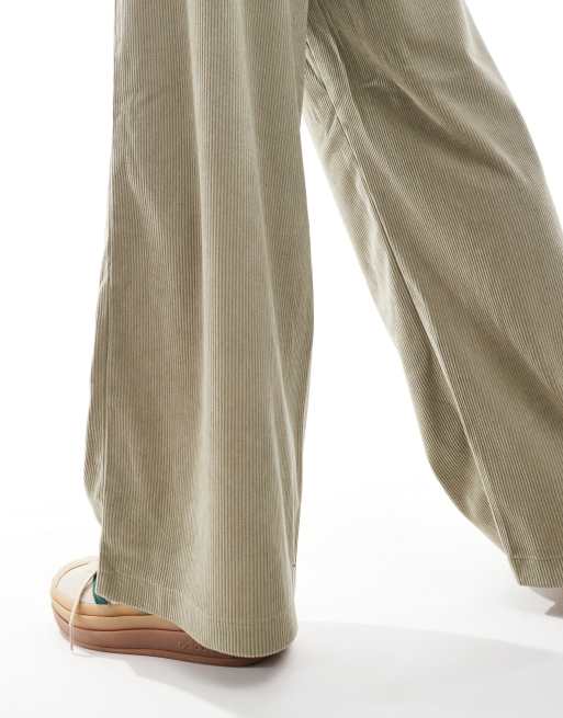 ONLY Petite - Pantaloni a fondo ampio verde salvia in velluto a coste , 4 di 5