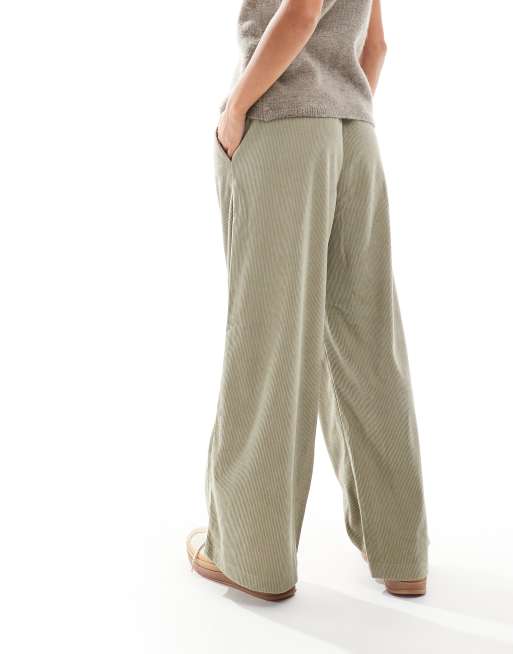 ONLY Petite - Pantaloni a fondo ampio verde salvia in velluto a coste , 5 di 5