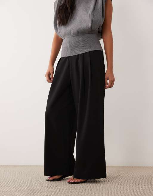 ONLY Petite pantaloni sartoriali a pieghe a fondo ampio neri, 2 di 5