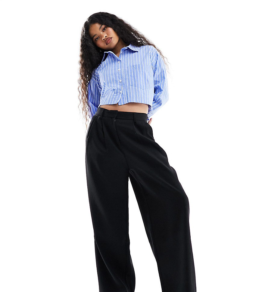 pleat front tailored pants in black