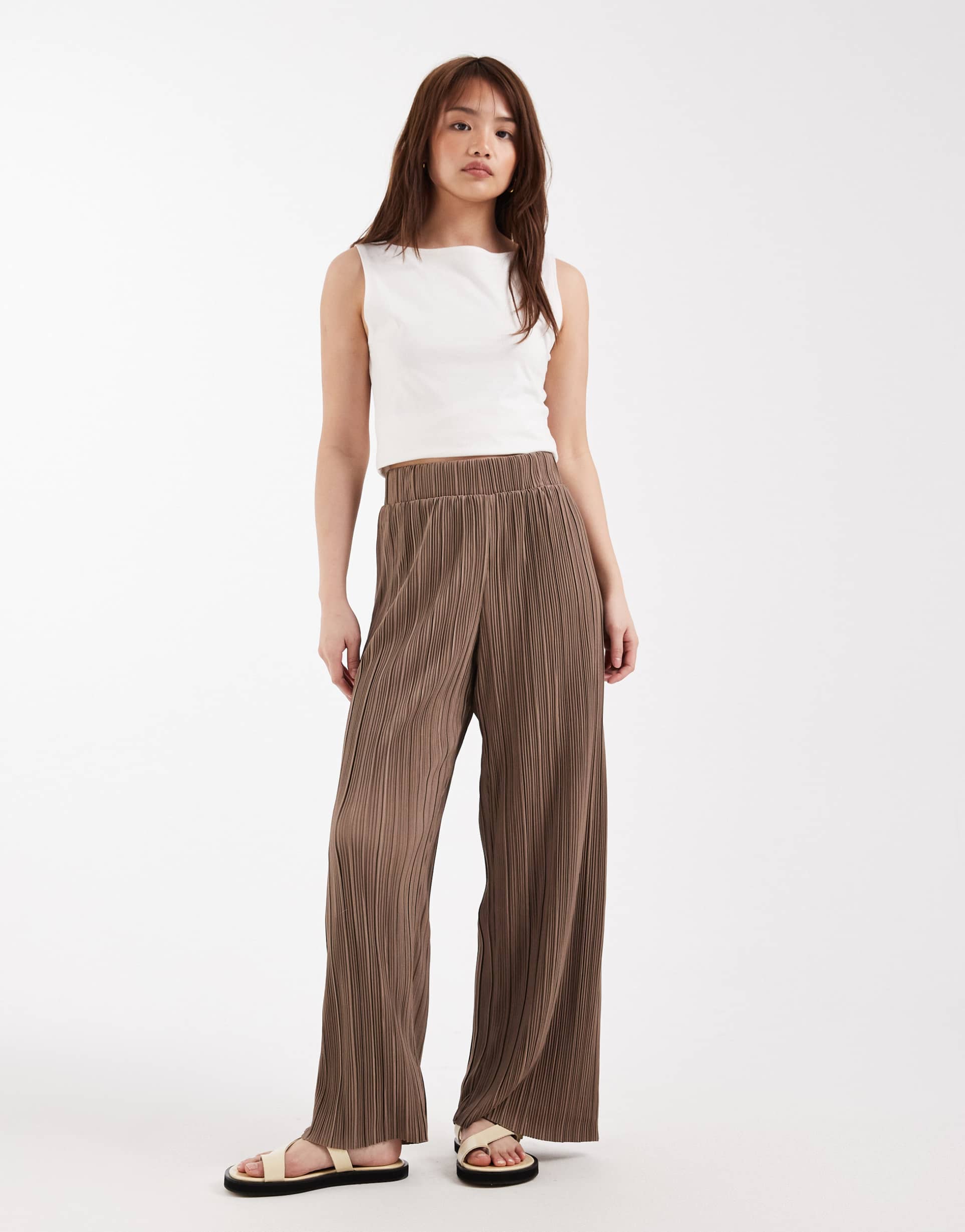 only petite plissé wide leg pants in light brown