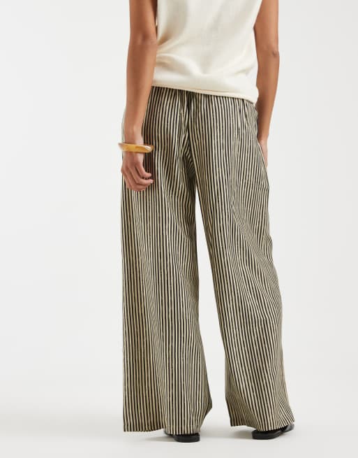 ONLY Petite pull on trousers in black stripes, 2 of 5