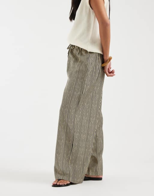 ONLY Petite pull on trousers in black stripes, 3 of 5