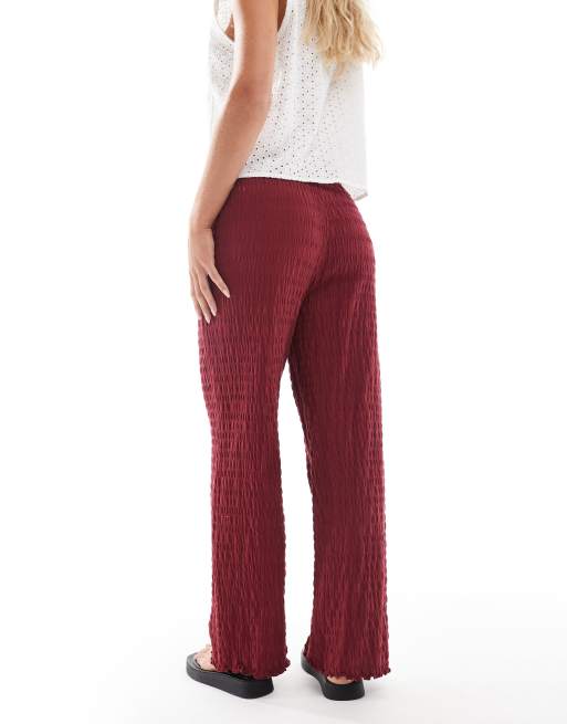 ONLY Petite relaxed fit shirred pants in burgundy, 2 of 5