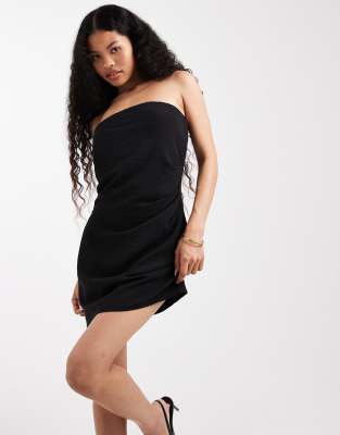 ONLY Petite - Robe bandeau courte froncée - Noir